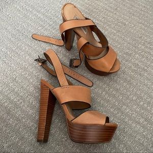 Steve Madden brown leather heels- size 4